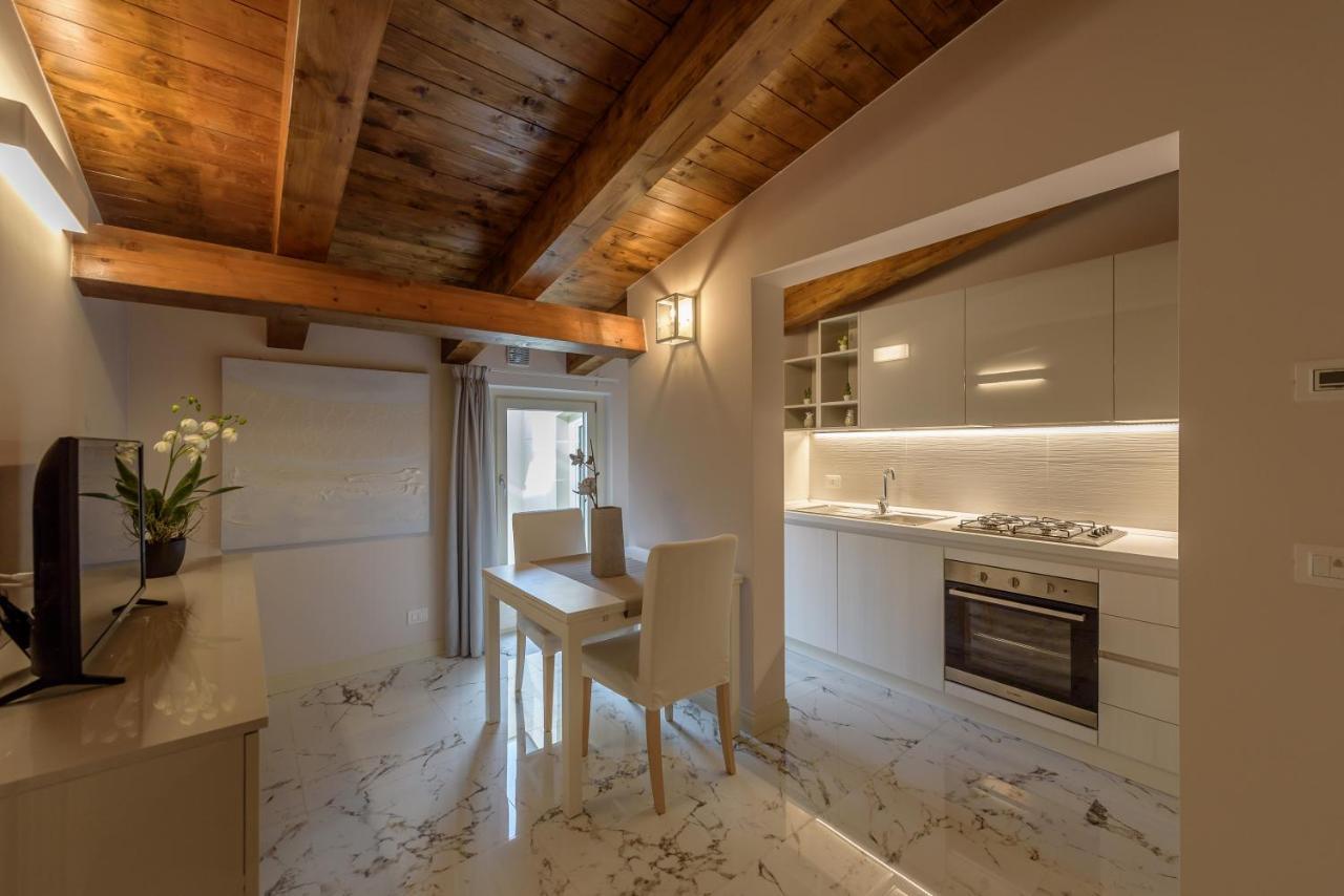 Marie Claire Apartments & Spa Васто Экстерьер фото