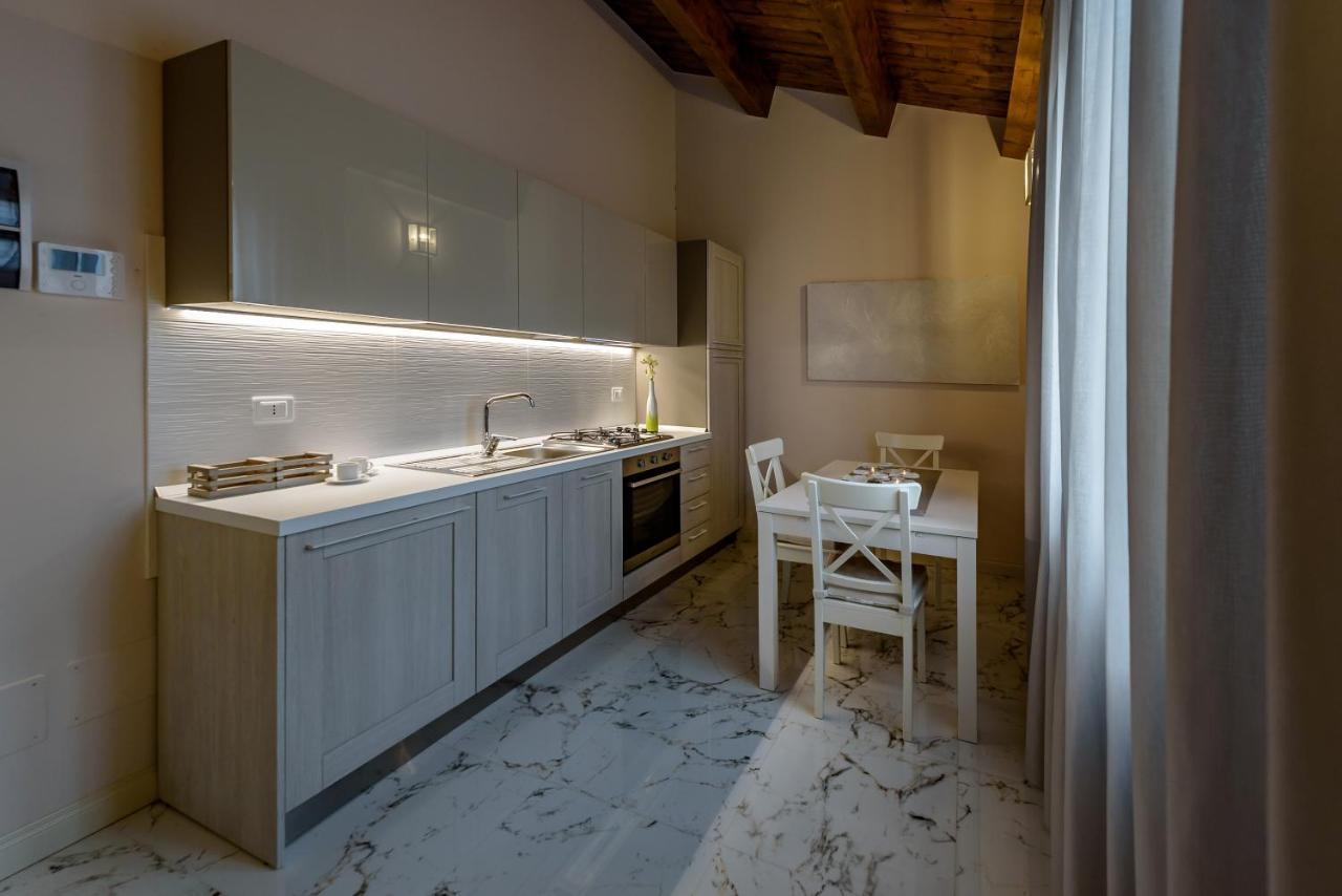 Marie Claire Apartments & Spa Васто Номер фото